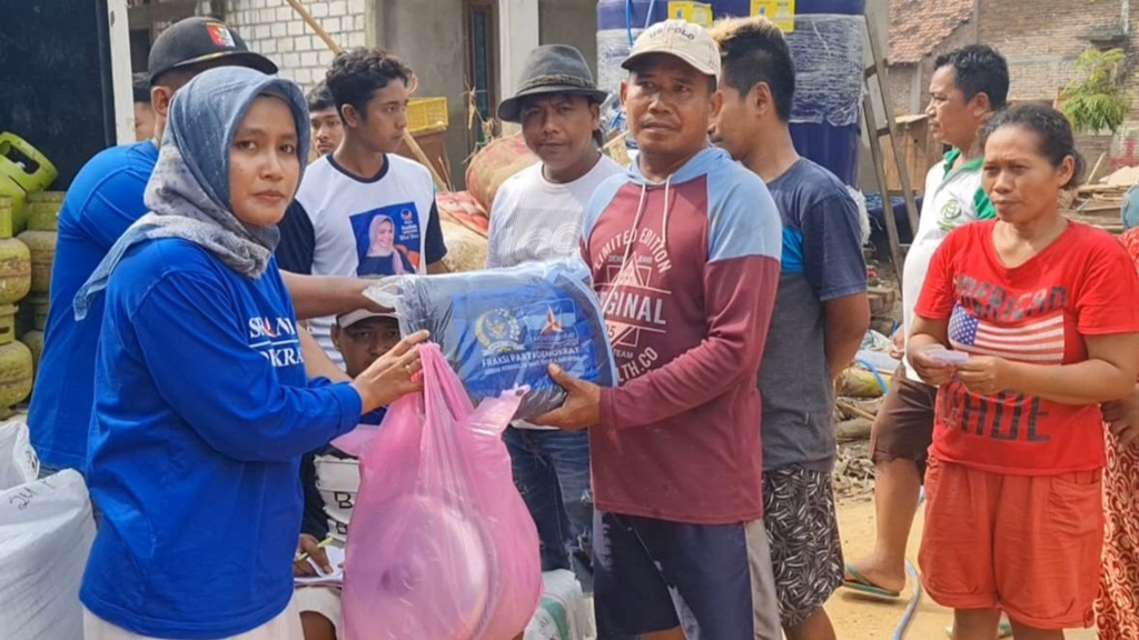 Anggota DPR RI Jamaluddin Idham Bantu Korban Banjir Darul Makmur dan Tripa Makmur