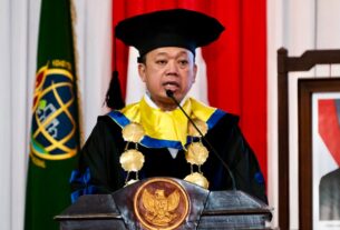 wisuda-nusron-wahid